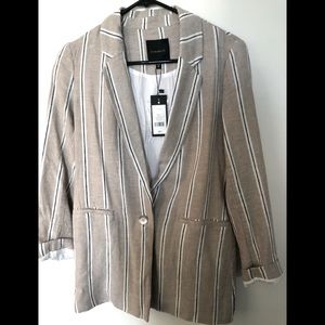 Dynamite linen blazer, never worn